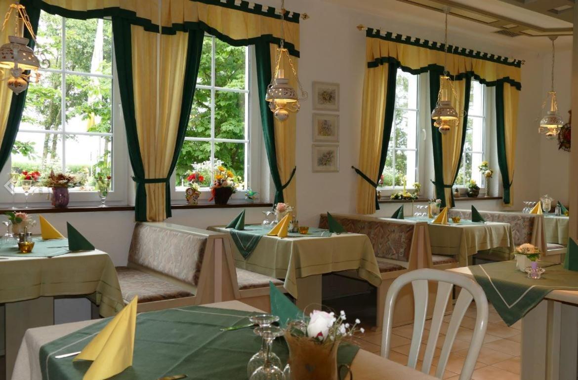 Zenner'S Landhotel Newel Экстерьер фото